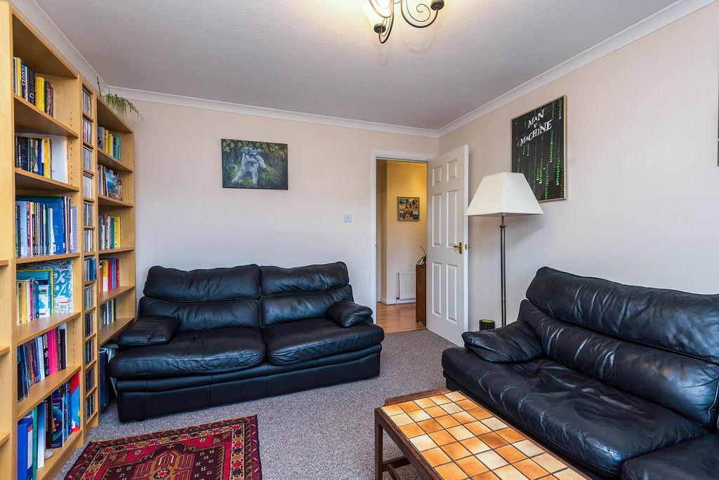 8B/7, New Orchardfield, Leith, Edinburgh, EH6 5ES 2 bed flat for sale