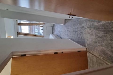 1 bedroom flat to rent, West Street, Tradeston