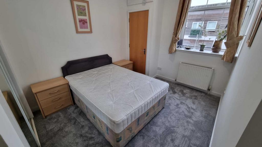 Apartment in Glasgow - View 5