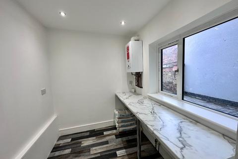 114 Bolton Road, Westhoughton, Bolton, BL5 3DX