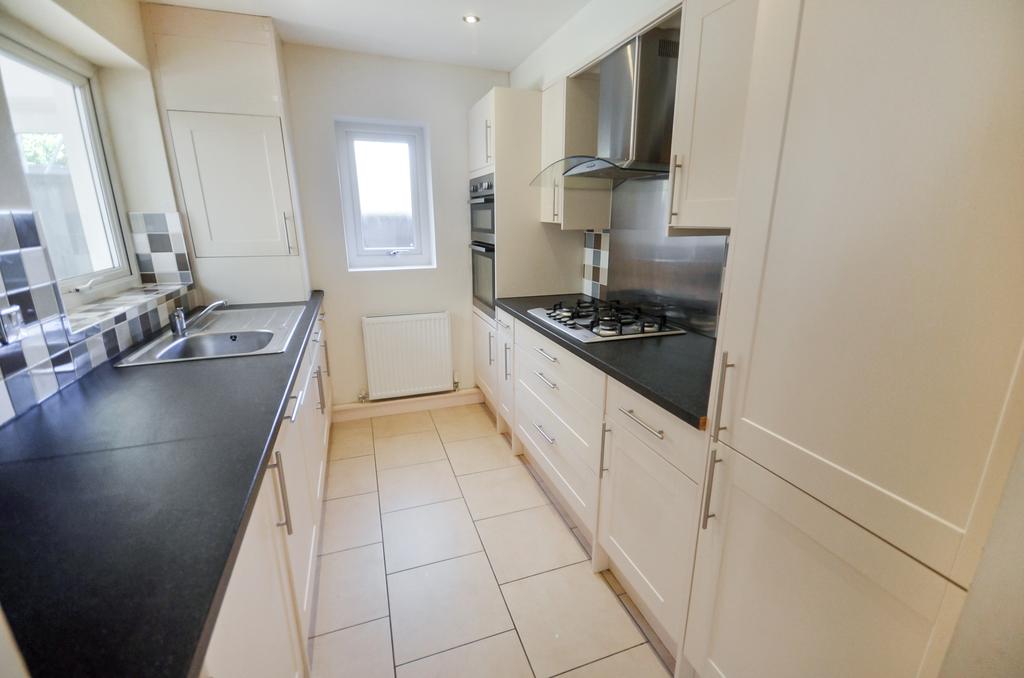 Farnhill Close, Windmill Hill, Runcorn, WA7 6PW 3 bed detached house