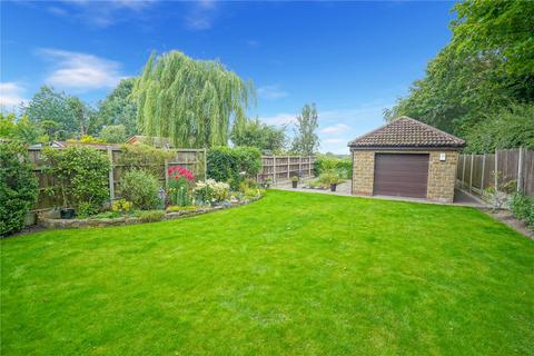 3 bedroom bungalow for sale - Moat Lane, Wickersley, Rotherham, South Yorkshire, S66