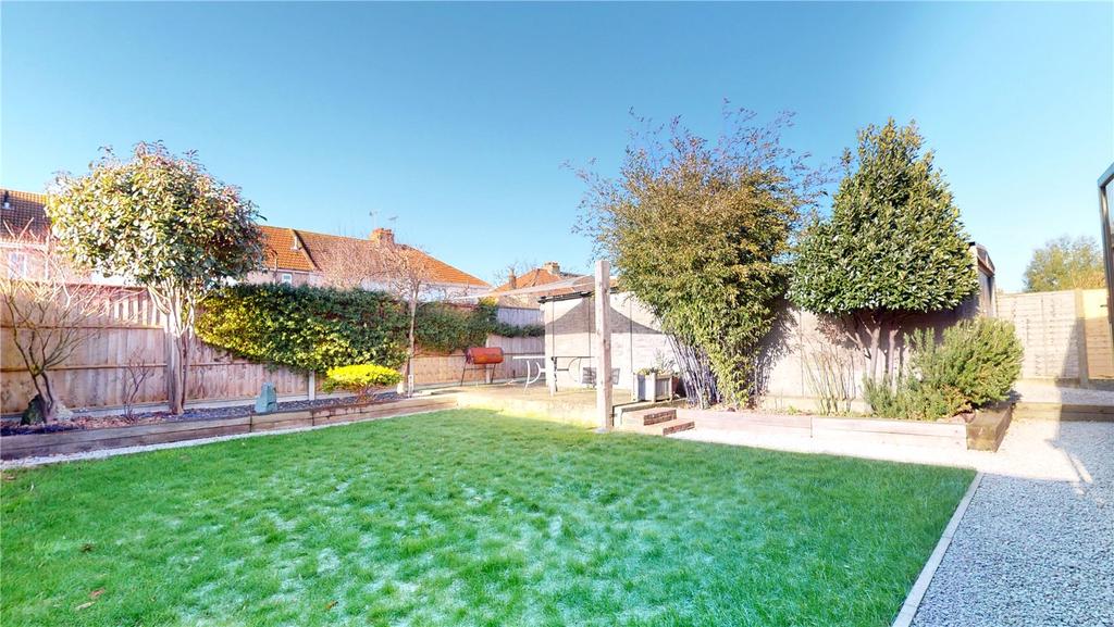 Orchard Avenue, Lancing, West Sussex... 3 bed bungalow £450,000
