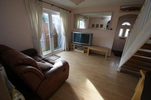 1 bedroom terraced house to rent, Chapel River Close, Andover, SP10
