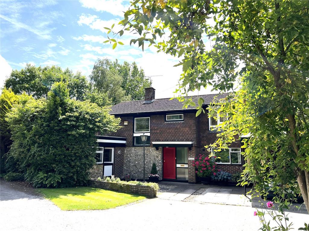 Church Lane, Boxgrove, Chichester, PO18 4 bed detached house for sale