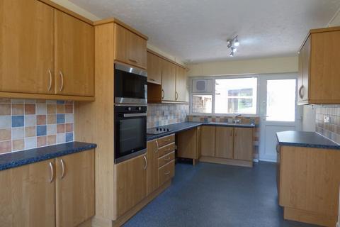 3 bedroom semi-detached house to rent, Hawthorn Close, Littleport, ELY, Cambridgeshire, CB6