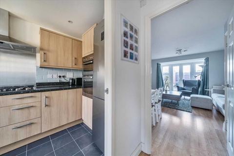 160 Appleton Drive, Basingstoke, RG24 9RX