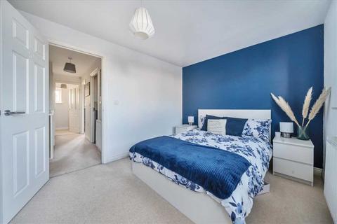 160 Appleton Drive, Basingstoke, RG24 9RX