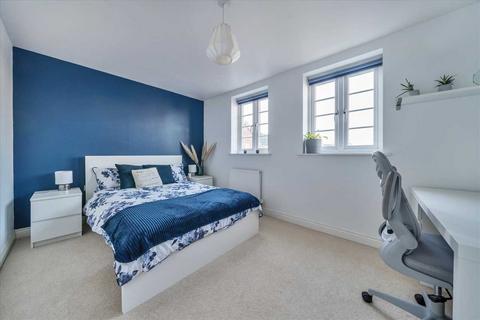 160 Appleton Drive, Basingstoke, RG24 9RX