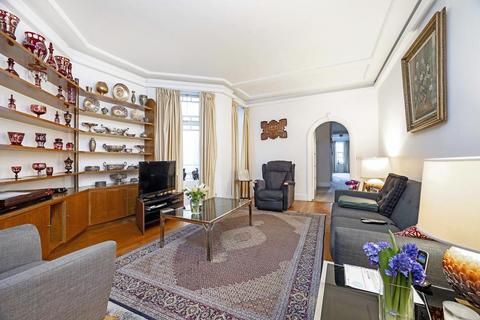 5 bedroom apartment for sale, Melbury Court, Kensington, London W8