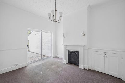 58 Cobden Road, London, SE25 5NX