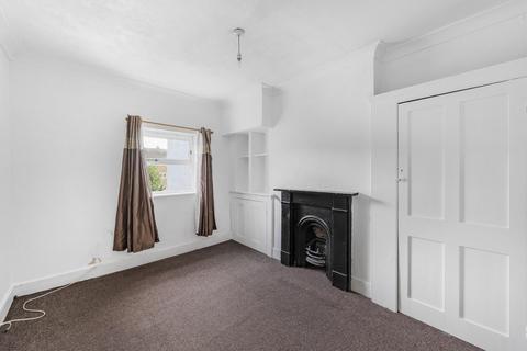 58 Cobden Road, London, SE25 5NX