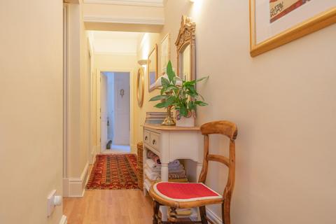 2 bedroom flat for sale - Westgate, 10 Fence Avenue, SK10 1LT