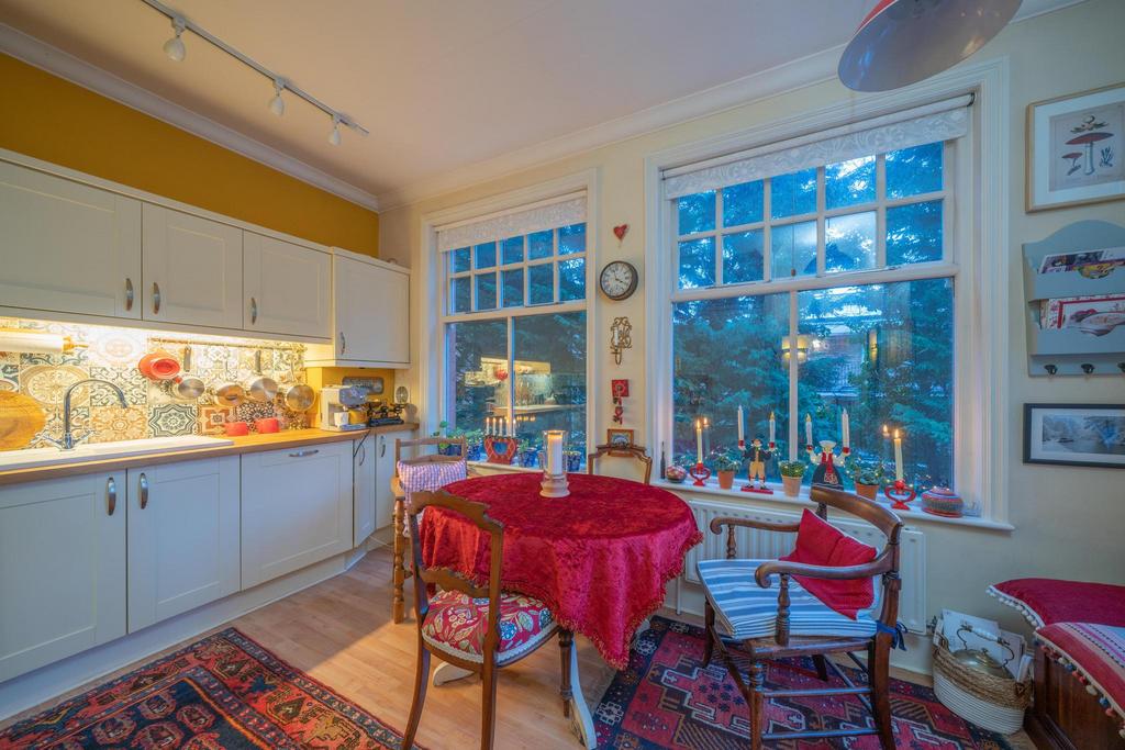 Dining Kitchen