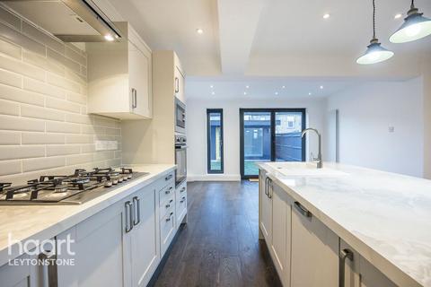267 Cann Hall Road, London, E11 3NL