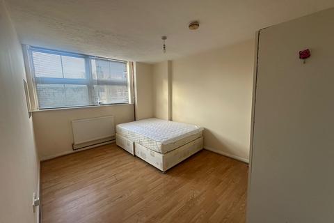 2 bedroom apartment to rent, Flat A, Guildford House, - Guildford Street, Luton