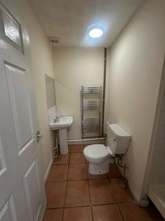 2 bedroom apartment to rent, Flat A, Guildford House, - Guildford Street, Luton