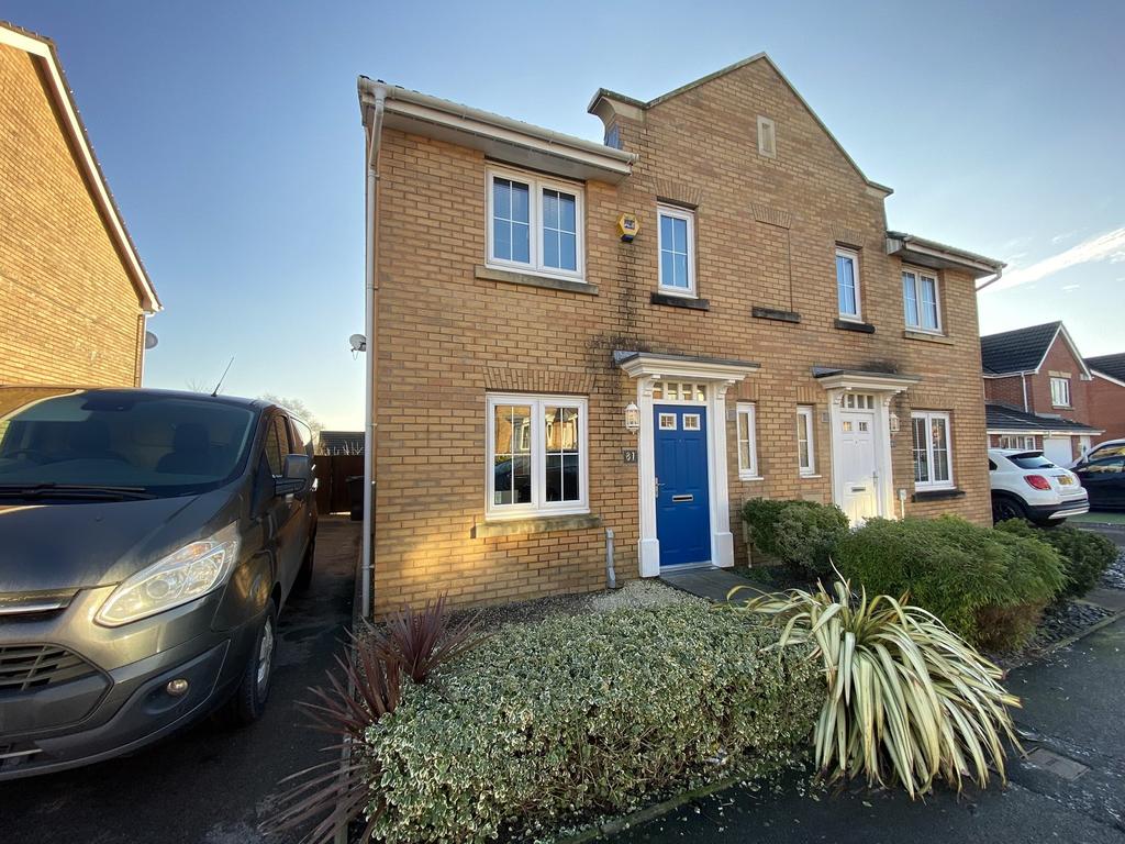 Crymlyn Parc Neath Neath Port Talbot 3 Bed Semi Detached House £