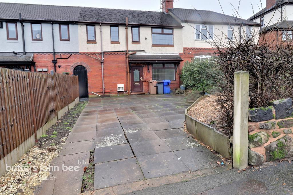 Milton Road, Sneyd Green, ST1 6HT 3 bed townhouse for sale £120,000