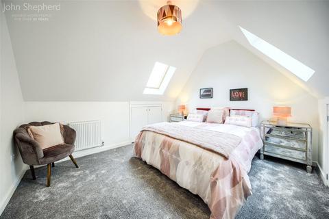4 bedroom semi-detached house for sale - Harrowfield Close, Nuneaton, CV10