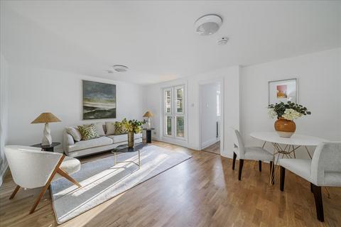 Flat 1, 50 The Grove, Ealing, London, W5 5LG