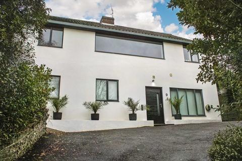 9 Cranedown, Lewes, BN7 3NA