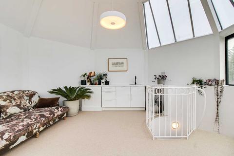 9 Cranedown, Lewes, BN7 3NA