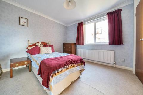 18 Shannon Way, Beckenham, BR3 1WG
