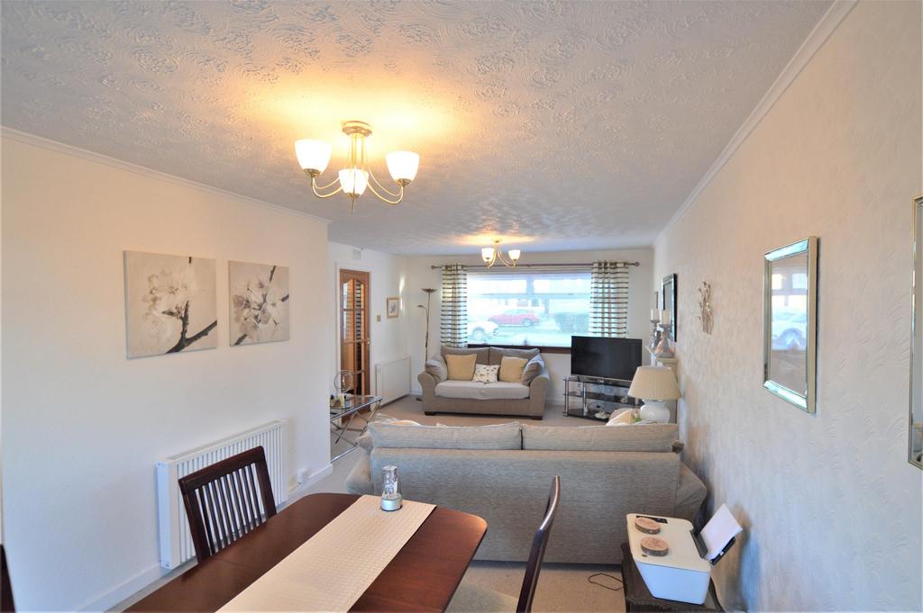 25 Hazelgrove, KILWINNING, KA13 7JH 3 bed terraced house for sale £99,000