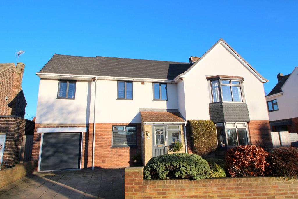 The Broadway, Tynemouth, NE30 4 bed detached house for sale £925,000