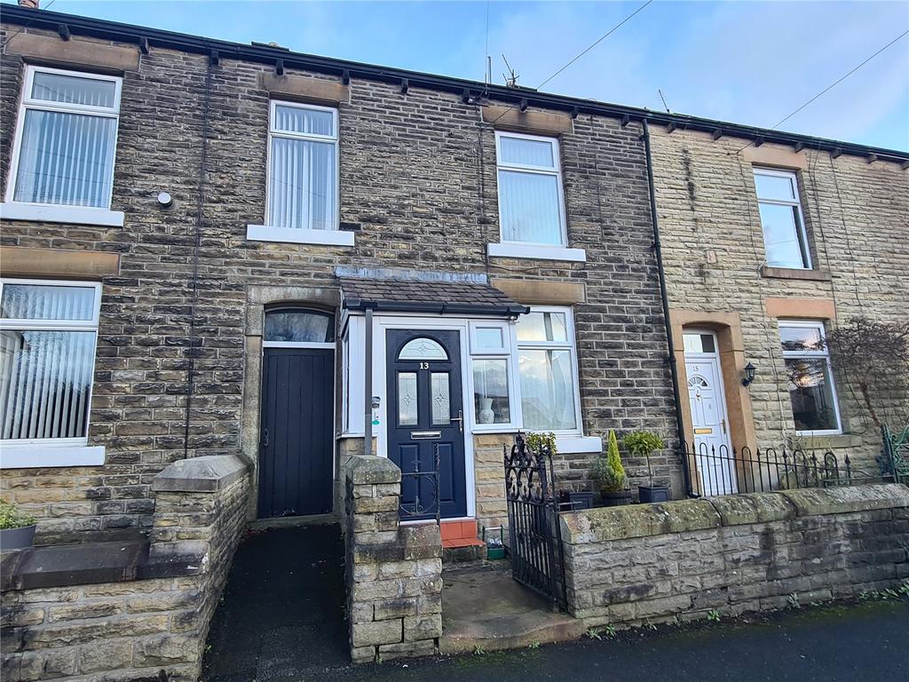 Silk Street, Glossop, Derbyshire, SK13 3 bed terraced house for sale