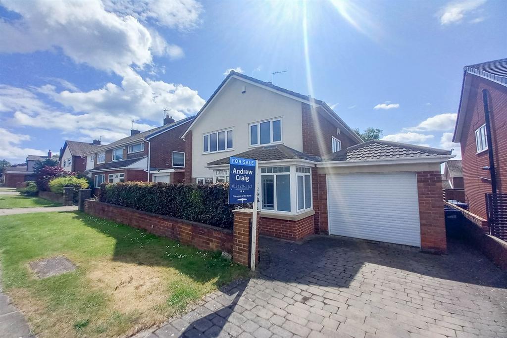 Sunniside Terrace, Cleadon 3 bed detached house for sale £400,000