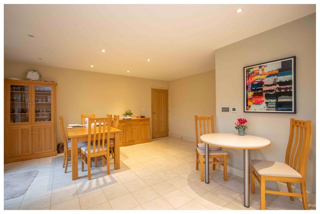 Tavistock, Devon 3 bed bungalow for sale £600,000