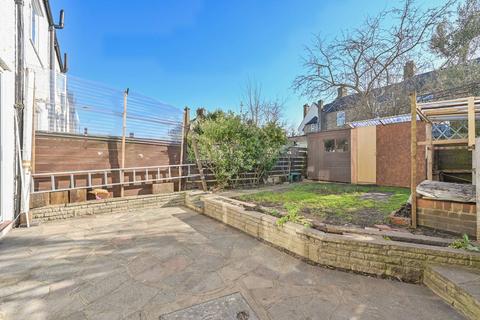 25 Hatch Road, London, SW16 4PW