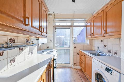 25 Hatch Road, London, SW16 4PW