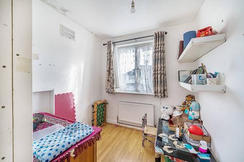 2 bedroom flat for sale - Recreation Way, Mitcham, CR4