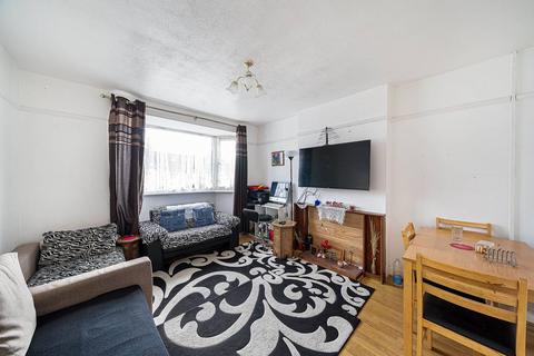 2 bedroom flat for sale - Recreation Way, Mitcham, CR4