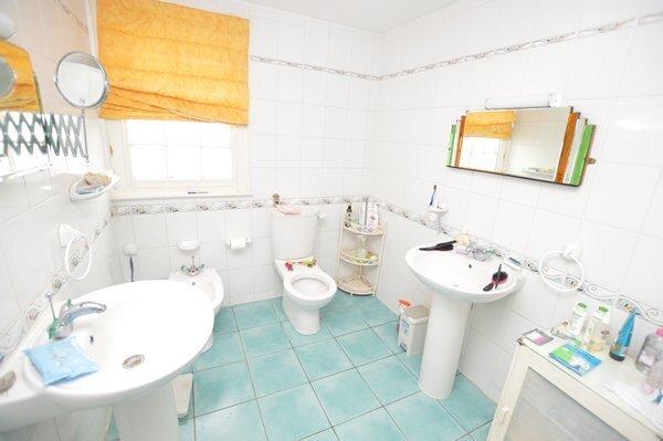 En-suite shower room