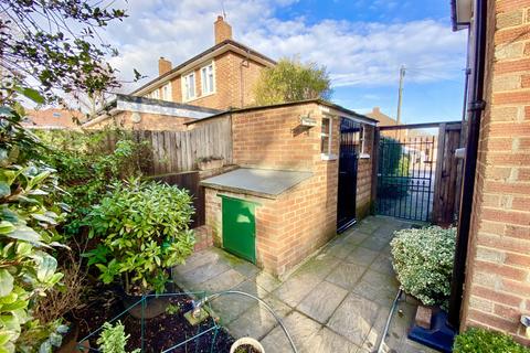 3 Baird Close, London, NW9 8XU