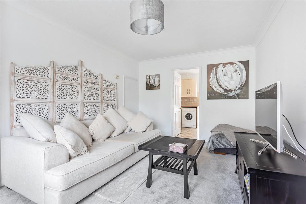 Cypress Grove, Tunbridge Wells, Kent... 2 bed link detached house £