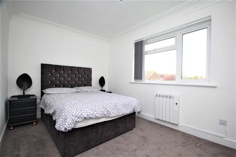 1 bedroom apartment for sale - Swan Lodge, Old Salts Farm Road, Lancing, West Sussex, BN15