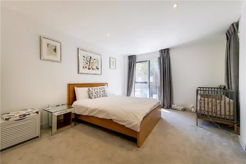 3 bedroom apartment to rent, Long Lane, London, SE1