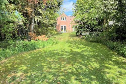 4 bedroom detached house for sale, Begbroke,  Oxfordshire,  OX5