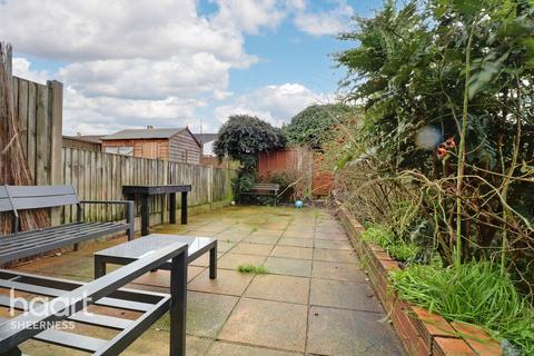 33 James Street, Sheerness, ME12 2QE