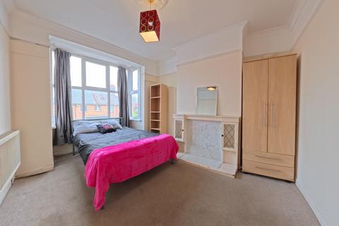 4 bedroom house to rent, Ewhurst Road, Brighton BN2
