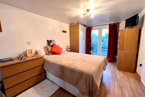 3 bedroom semi-detached house for sale - Cefn Yr Allt, Aberdulais, Neath, Neath Port Talbot. SA10 8HE
