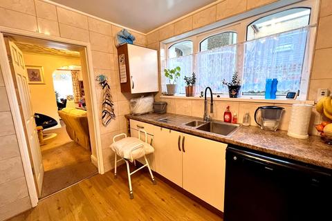 17 Cefn Yr Allt, Aberdulais, Neath, SA10 8HE