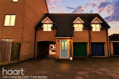 19 Carus Crescent, Highwoods, Colchester, CO4 9FU