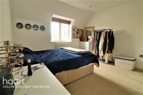 19 Carus Crescent, Highwoods, Colchester, CO4 9FU