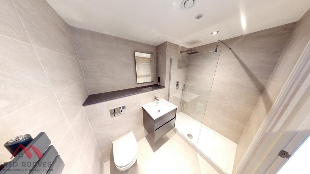 Shower Ensuite